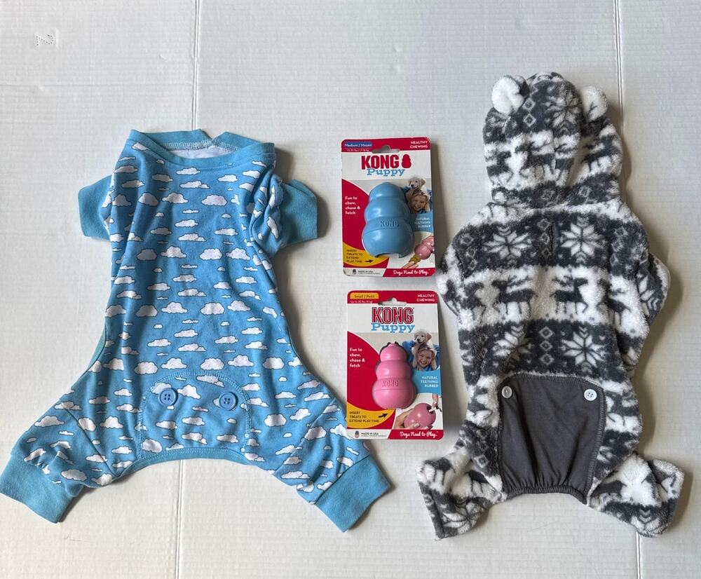 NWT Kong puppy 2 pack blue pink small & medium & 2 outfits medium